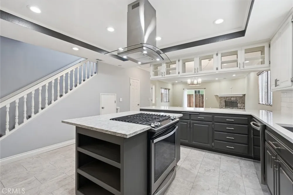 15011 Kingsdale Lawndale, CA 90260