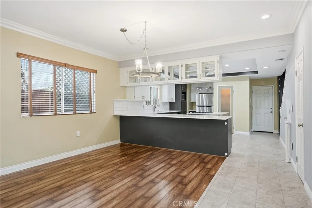 15011 Kingsdale Lawndale, CA 90260