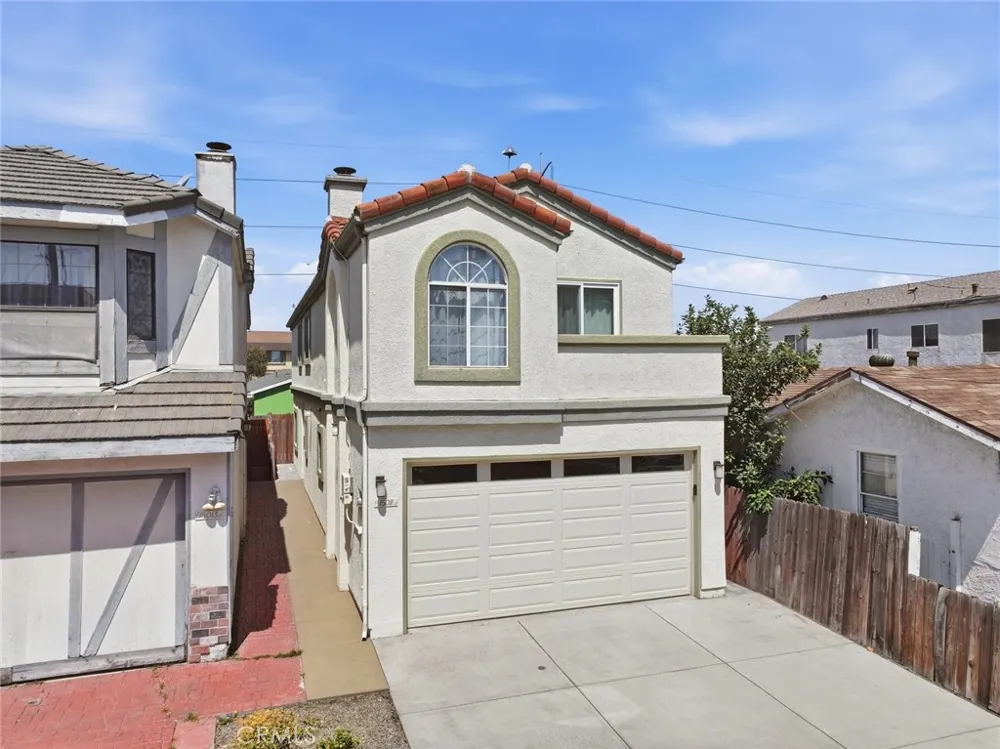 15011 Kingsdale Lawndale, CA 90260
