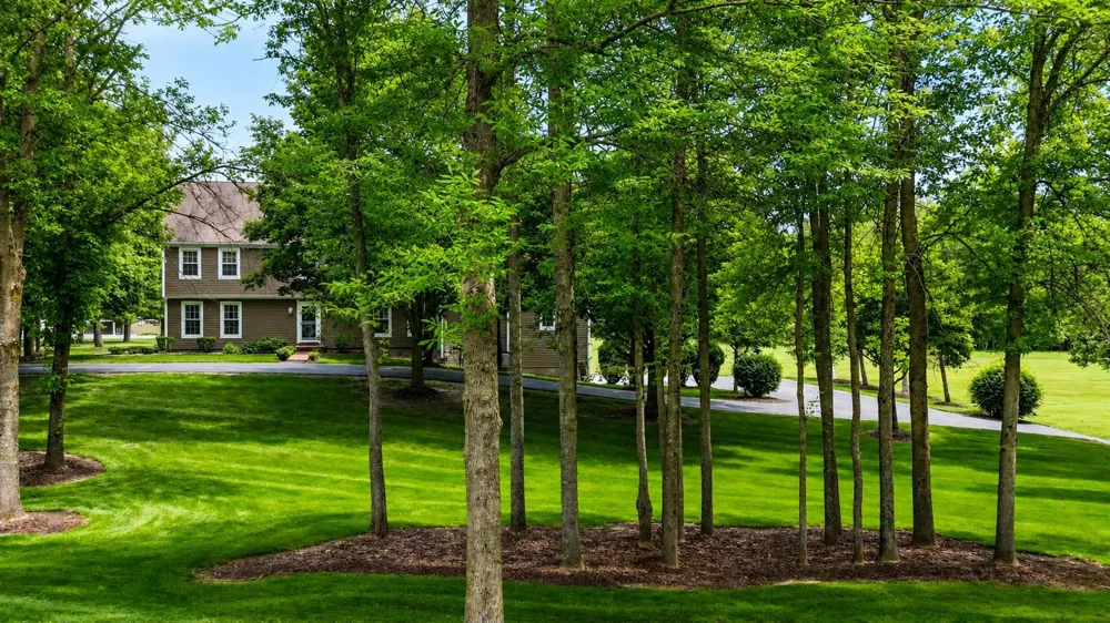 608 E Bluegrass Road Union Charter Township, MI 48858