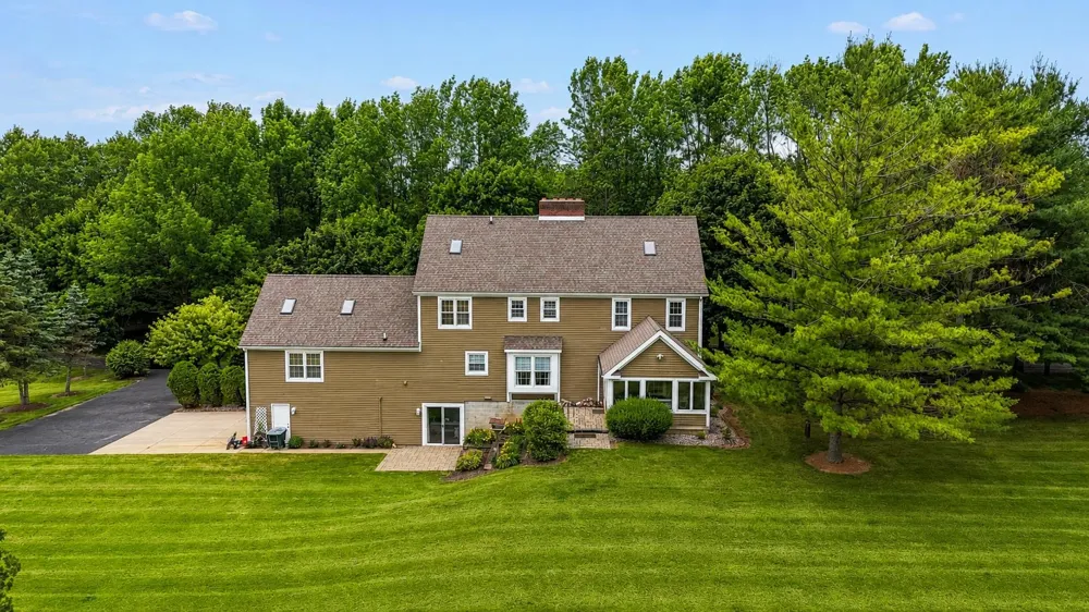 608 E Bluegrass Road Union Charter Township, MI 48858