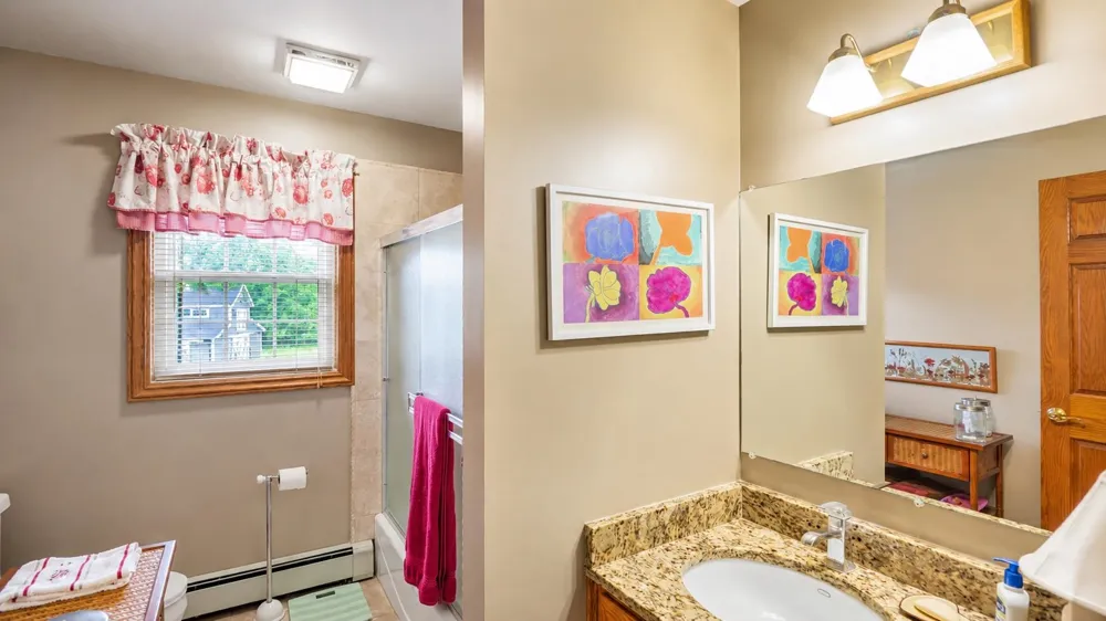 608 E Bluegrass Road Union Charter Township, MI 48858
