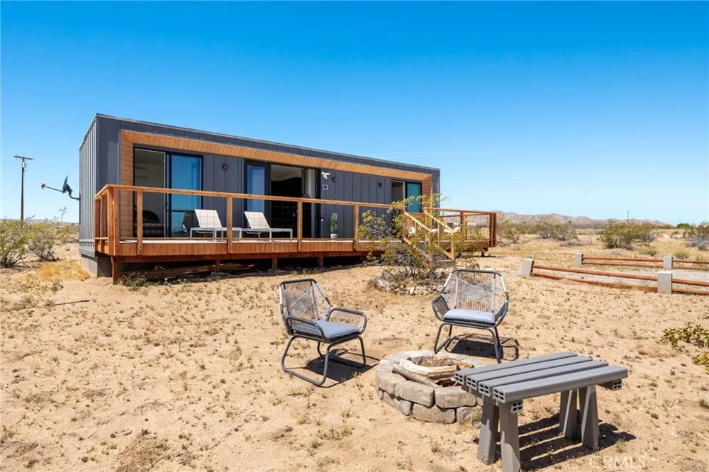 1375 Fortuna Avenue Landers, CA 92285