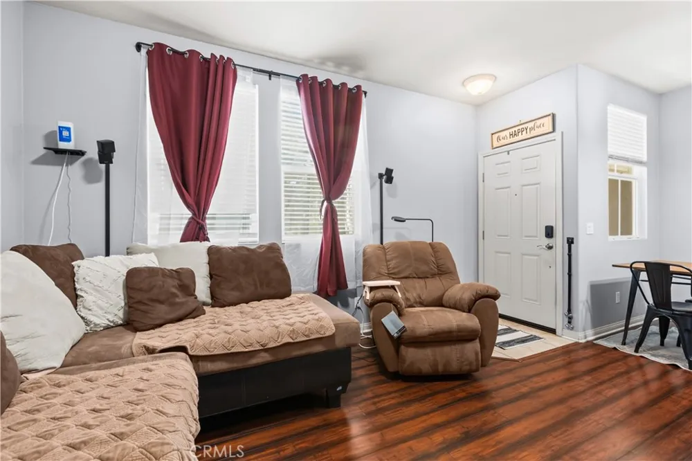 1915 Bassett Santee, CA 92071