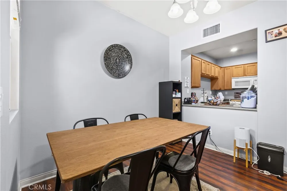 1915 Bassett Santee, CA 92071