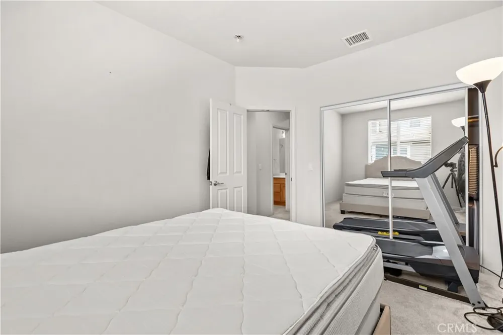 1915 Bassett Santee, CA 92071