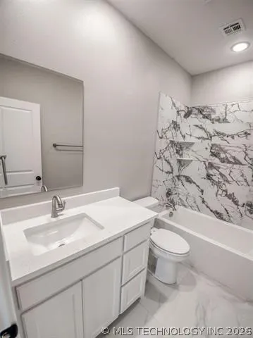 1194 Wild Indigo Circle Calera, OK 74730