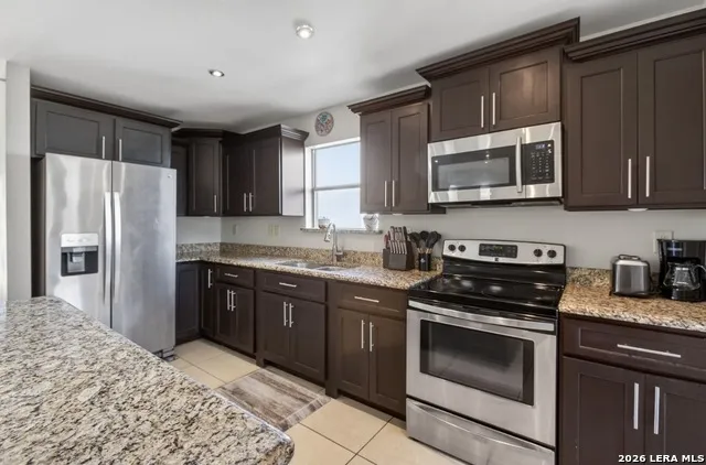 3425 CODY DR Eagle Pass, TX 78852