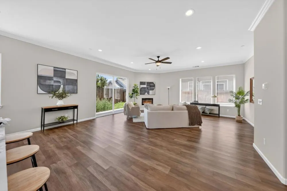 117 Bundeson Circle Hollister, CA 95023