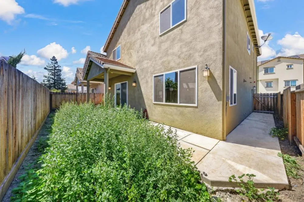 117 Bundeson Circle Hollister, CA 95023