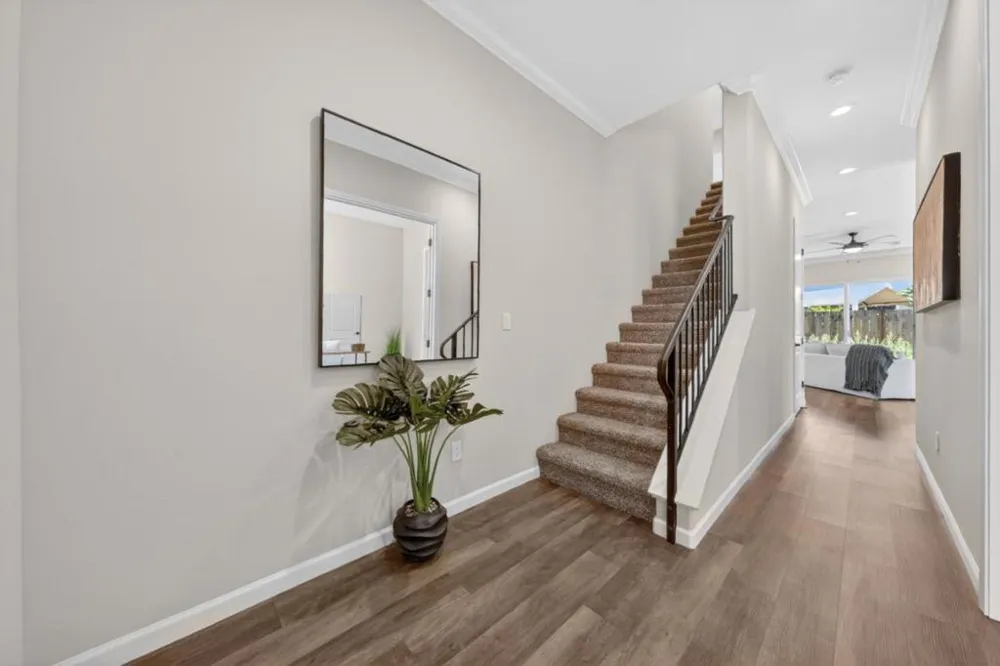 117 Bundeson Circle Hollister, CA 95023