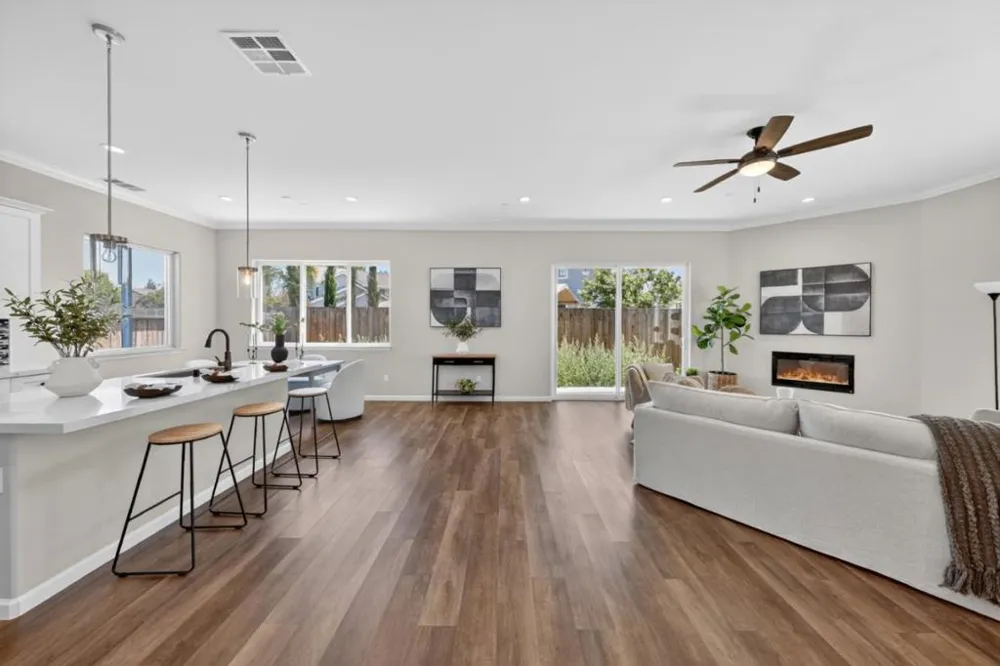 117 Bundeson Circle Hollister, CA 95023