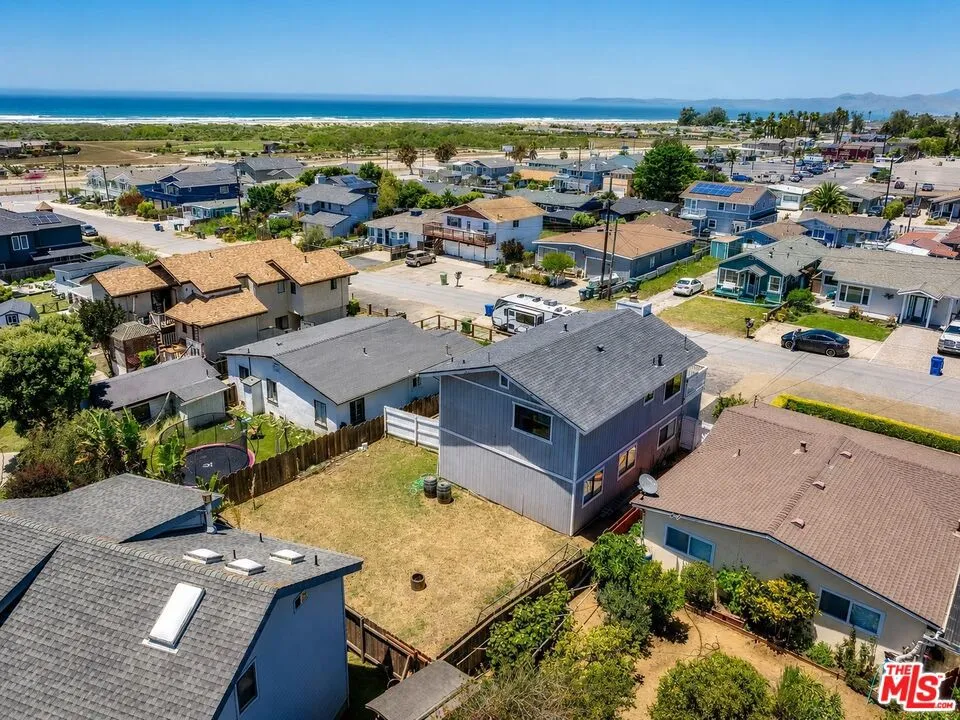 470 Las Vegas Street Morro Bay, CA 93442