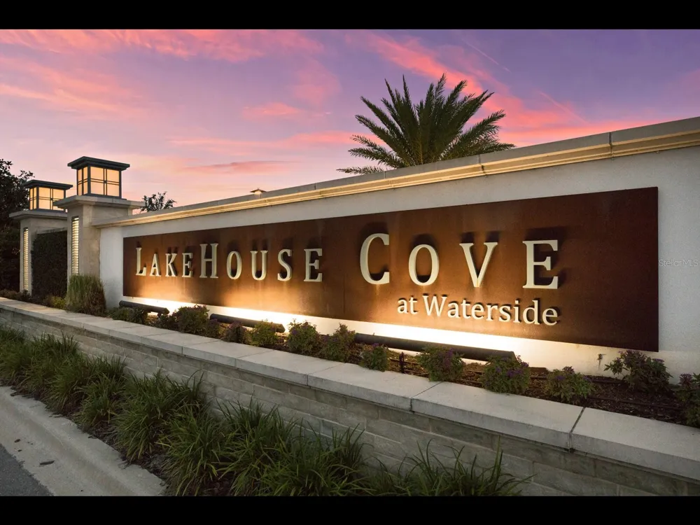1099 WATERLINE COURT Sarasota, FL 34240