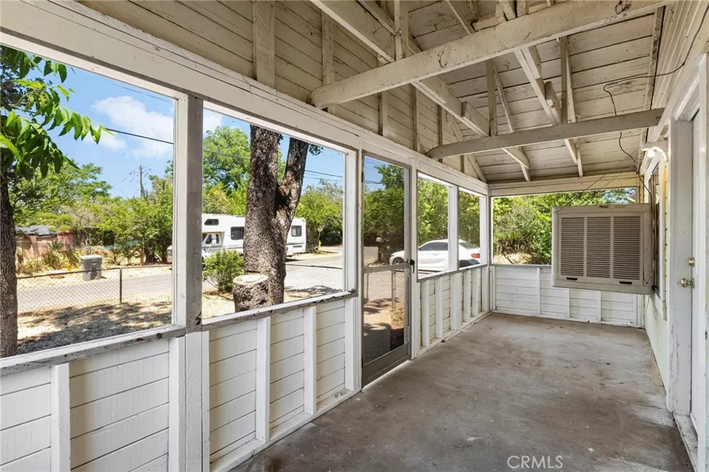 2185 Ithaca Street Oroville, CA 95966