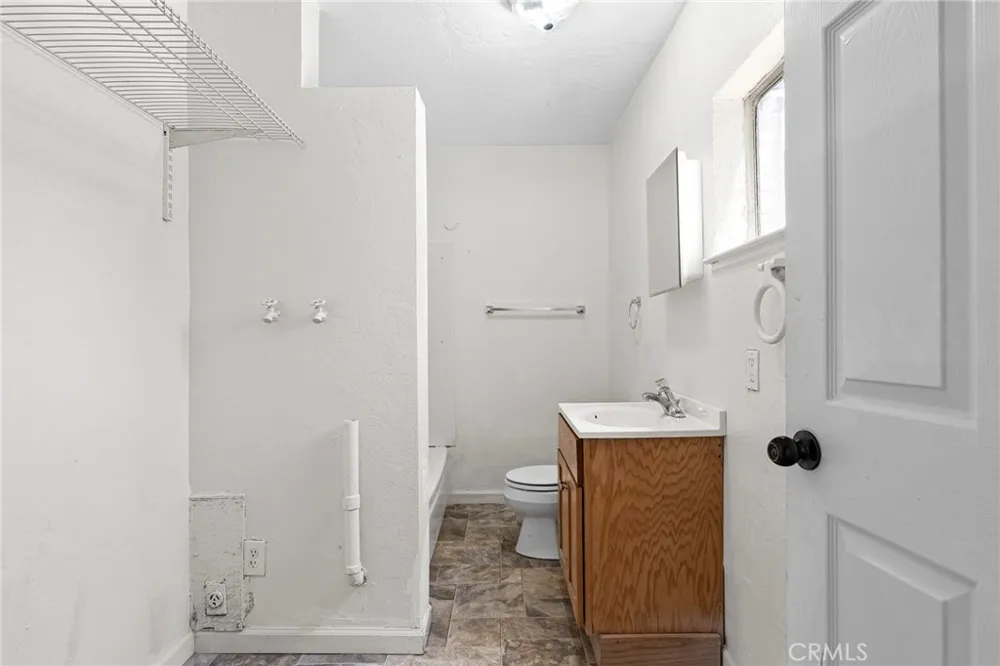 2185 Ithaca Street Oroville, CA 95966