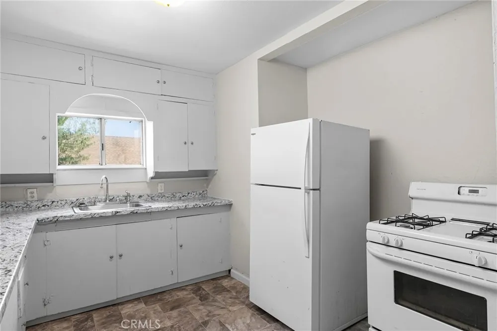 2185 Ithaca Street Oroville, CA 95966