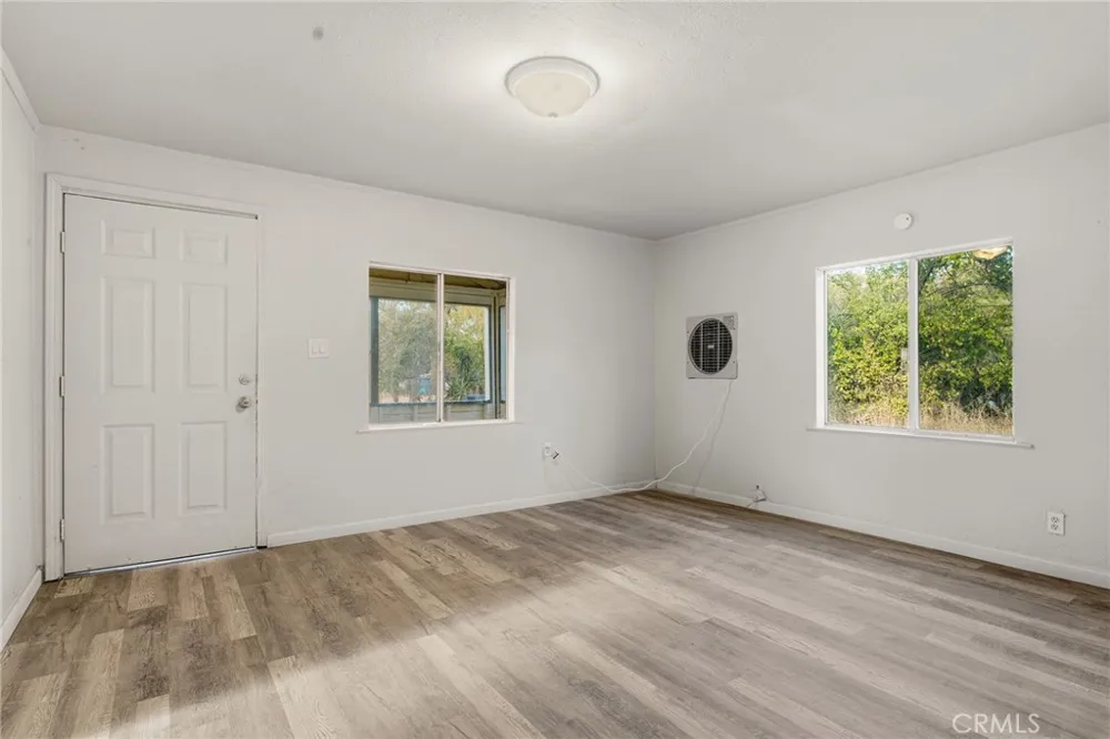 2185 Ithaca Street Oroville, CA 95966