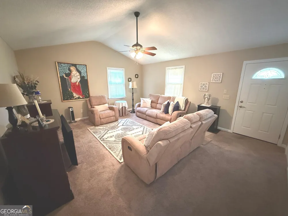 108 Atkinson DR Swainsboro, GA 30401