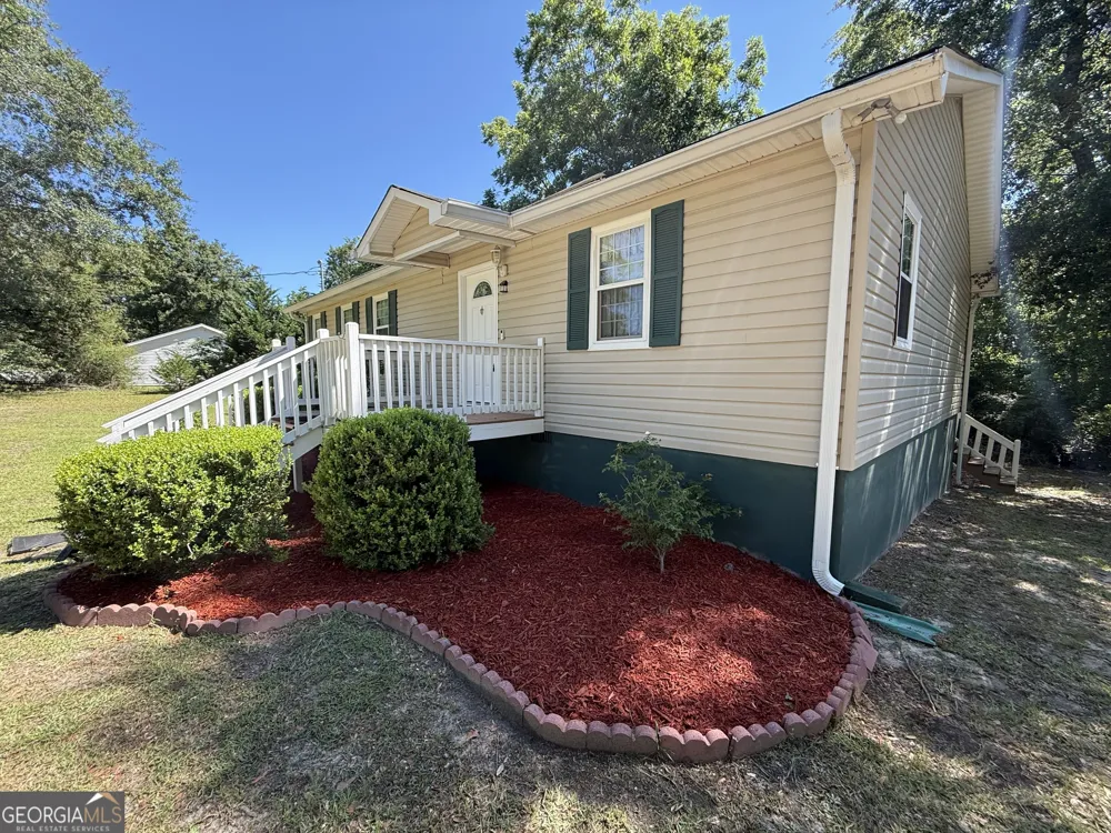 108 Atkinson DR Swainsboro, GA 30401
