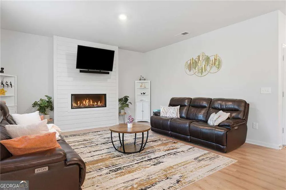 94 Summit Pointe CT Dallas, GA 30132