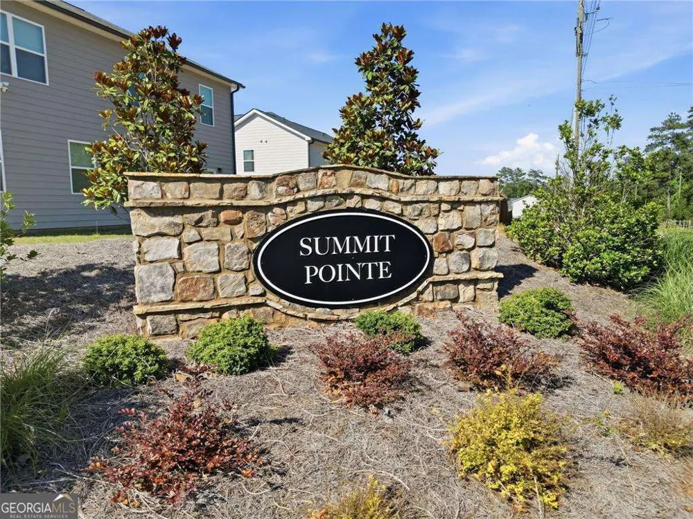 94 Summit Pointe CT Dallas, GA 30132
