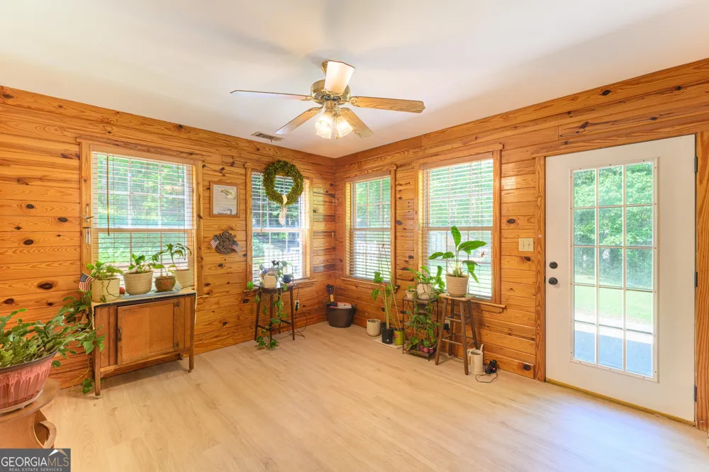 159 Hutchinson Lake RD Senoia, GA 30276