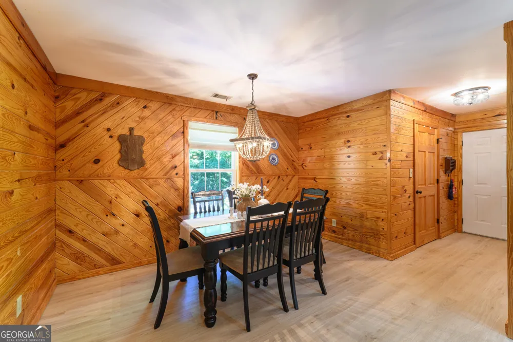 159 Hutchinson Lake RD Senoia, GA 30276