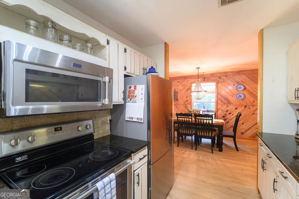159 Hutchinson Lake RD Senoia, GA 30276