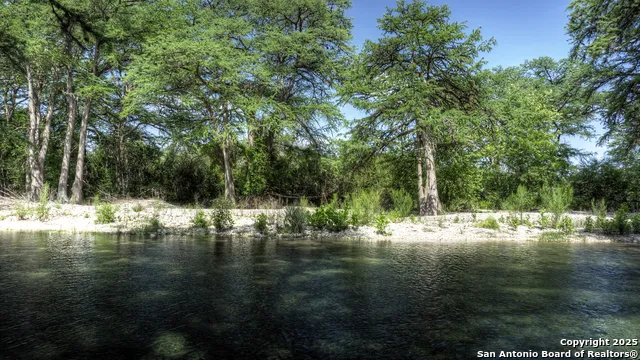 704 Alex Auld Leakey, TX 78873