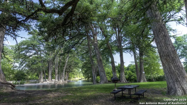 704 Alex Auld Leakey, TX 78873