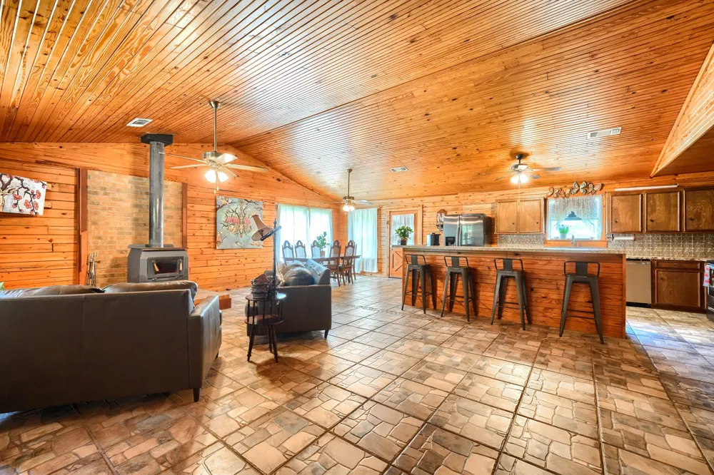 625 County Road 4735 Cumby, TX 75433