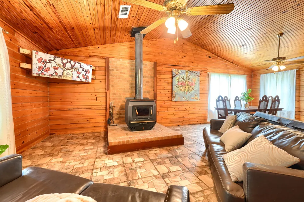 625 County Road 4735 Cumby, TX 75433