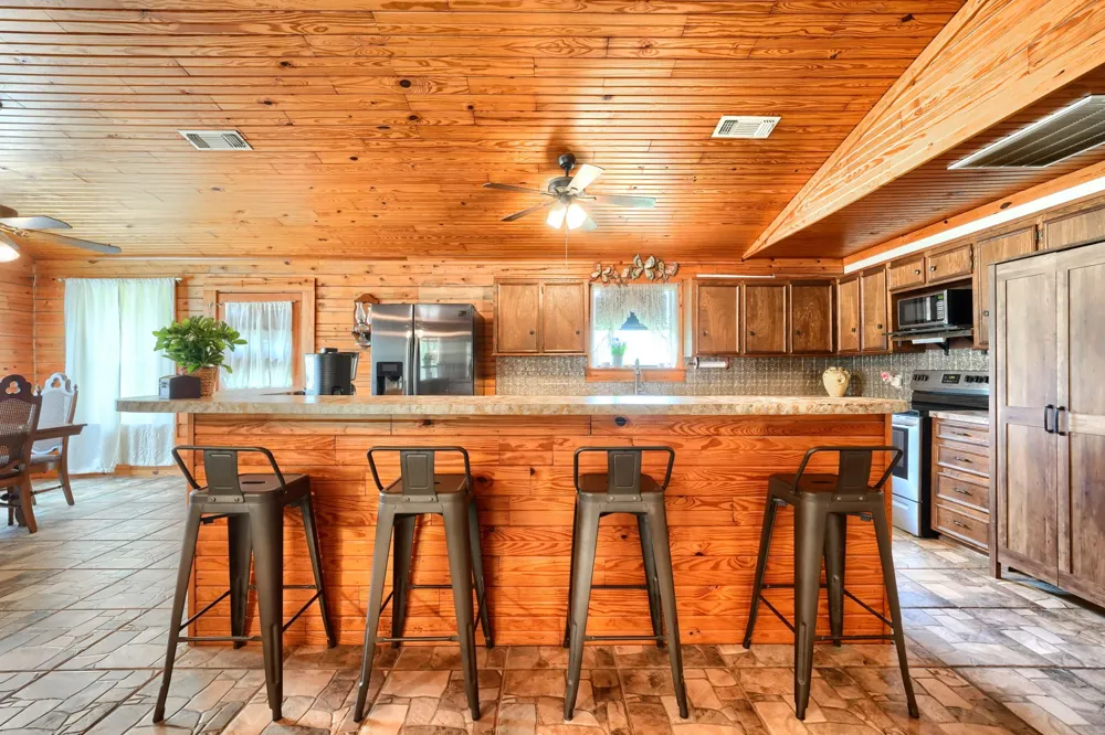 625 County Road 4735 Cumby, TX 75433