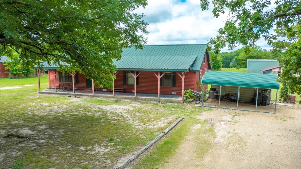 625 County Road 4735 Cumby, TX 75433