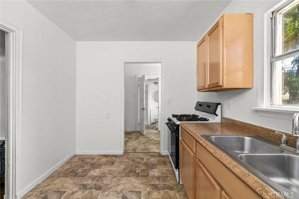 2127 B STREET Oroville, CA 95966