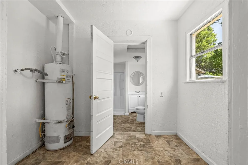2127 B STREET Oroville, CA 95966