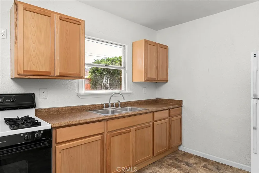 2127 B STREET Oroville, CA 95966