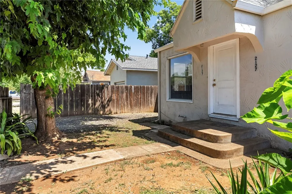 2127 B STREET Oroville, CA 95966