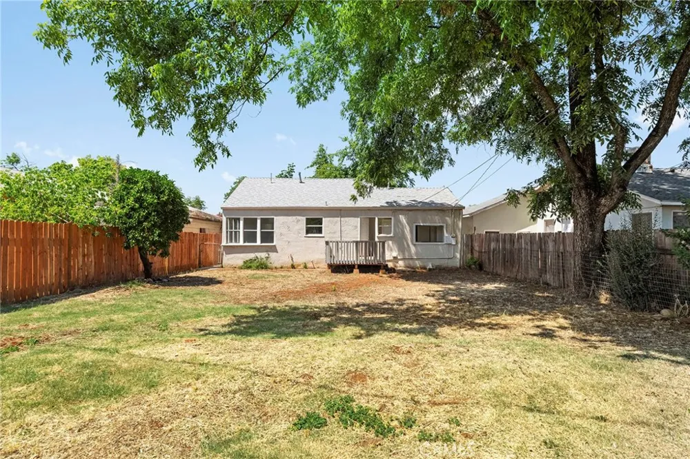 2127 B STREET Oroville, CA 95966