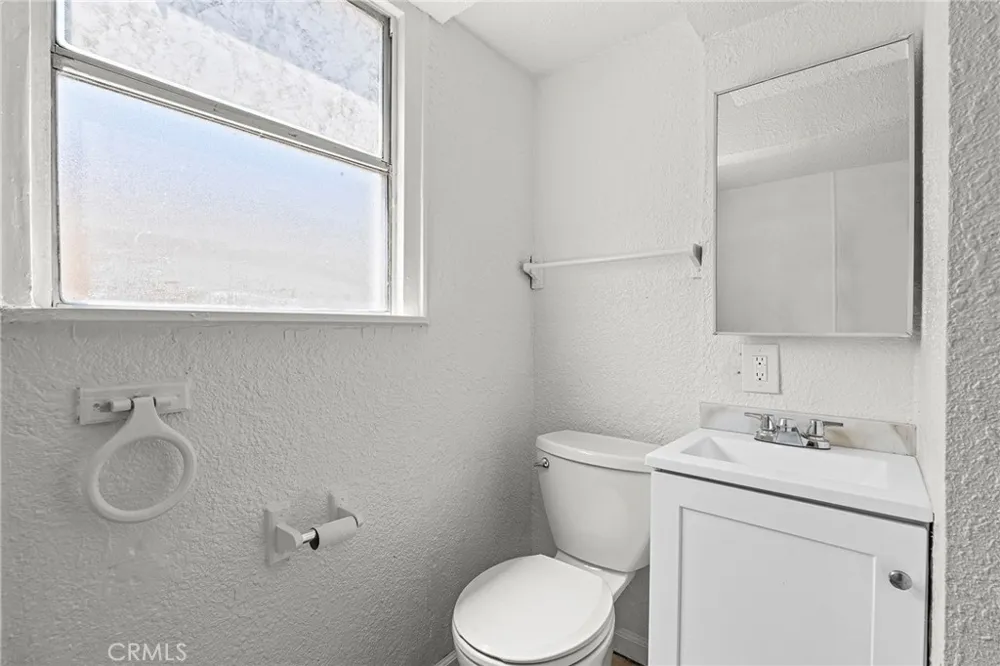 2127 B STREET Oroville, CA 95966