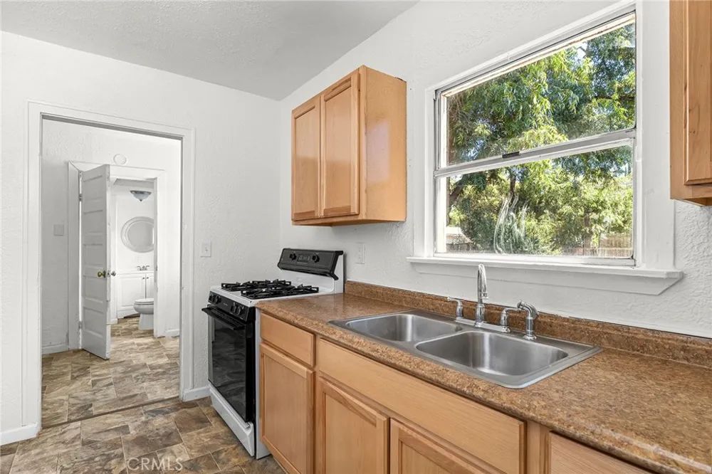 2127 B STREET Oroville, CA 95966