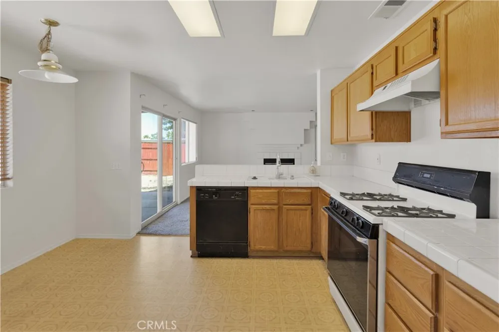 13776 Foxfire Road Victorville, CA 92392