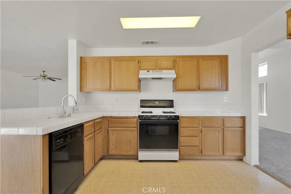 13776 Foxfire Road Victorville, CA 92392