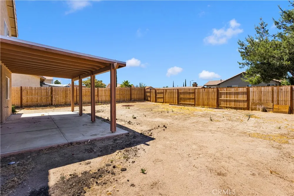 13776 Foxfire Road Victorville, CA 92392