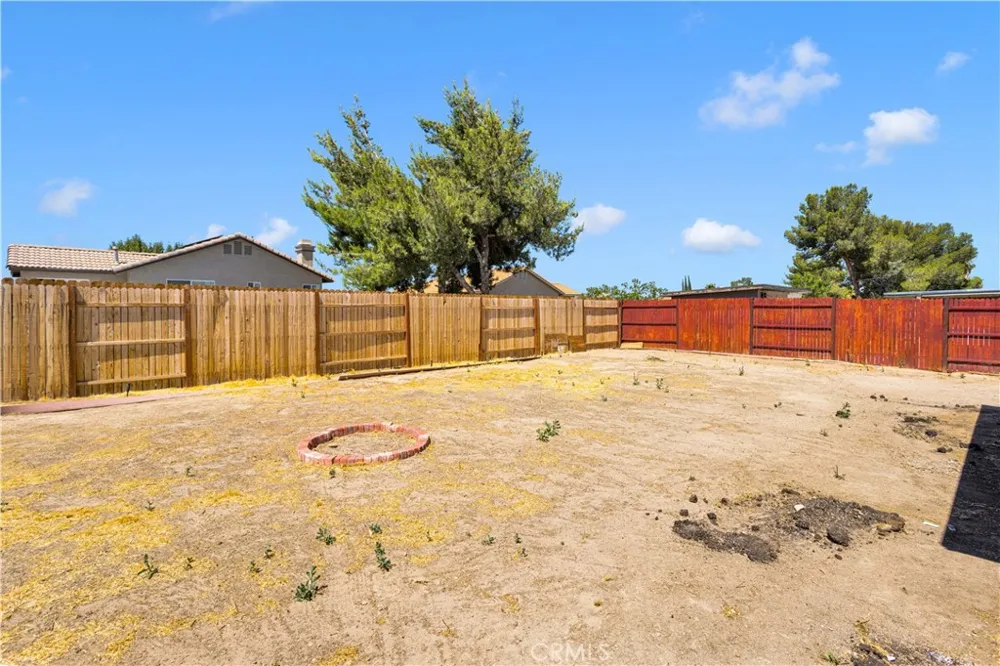 13776 Foxfire Road Victorville, CA 92392