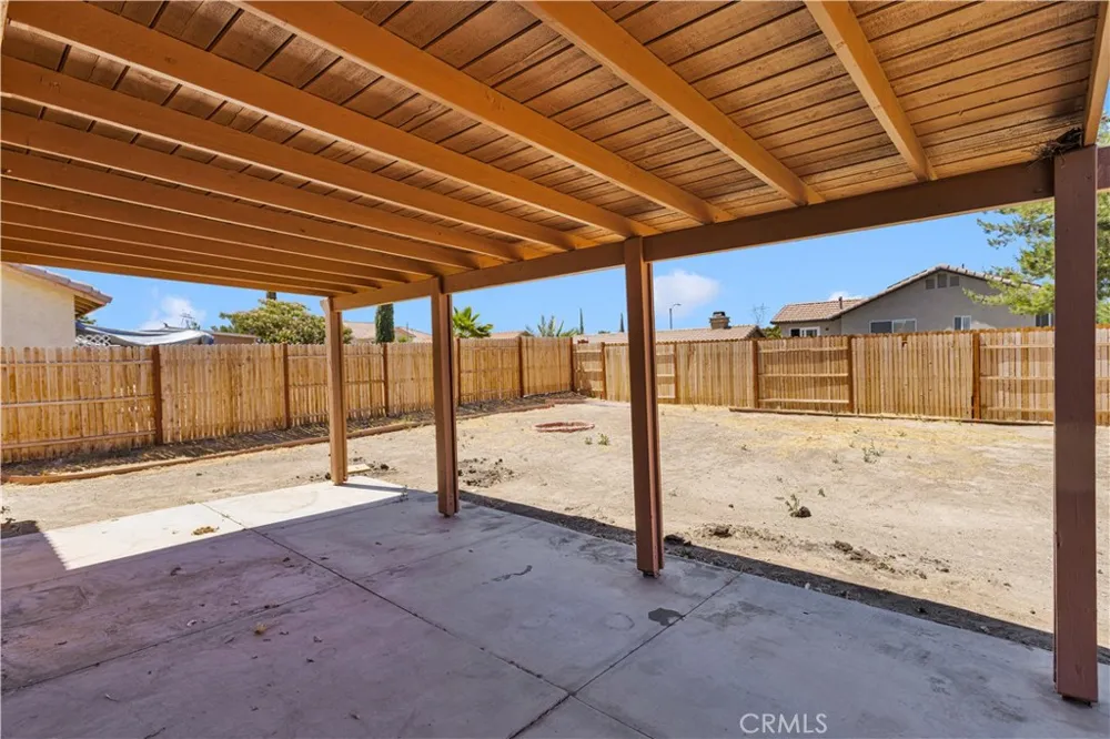 13776 Foxfire Road Victorville, CA 92392
