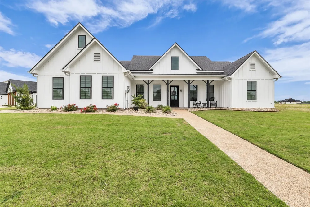 154 Water View Lane Robinson, TX 76706