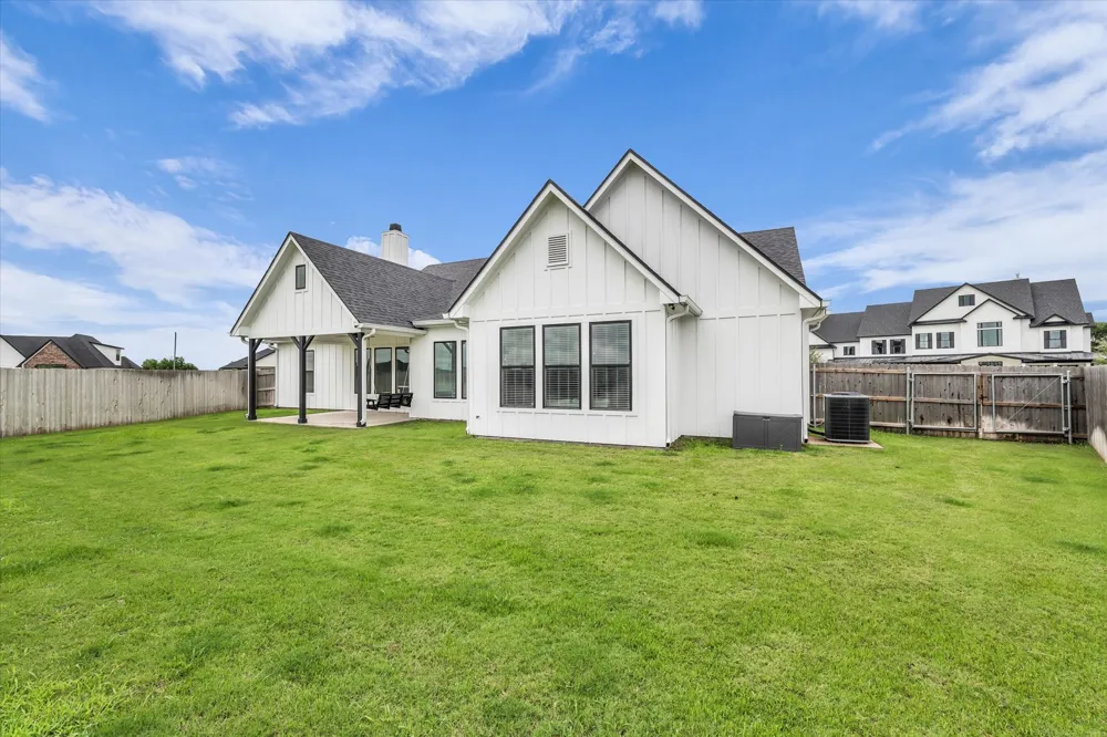 154 Water View Lane Robinson, TX 76706