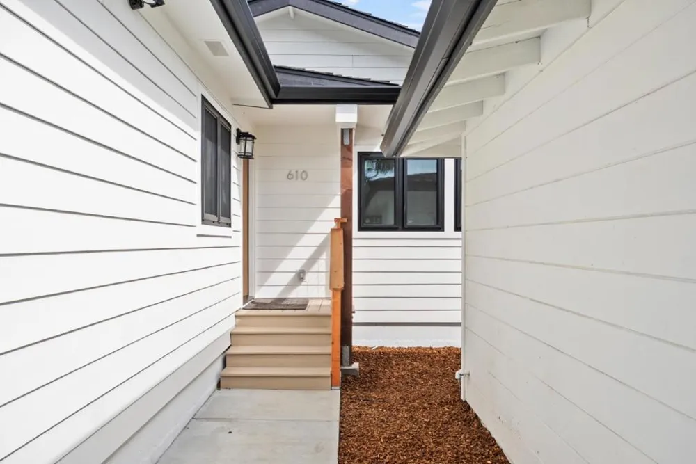 612 Sunset Drive Pacific Grove, CA 93950